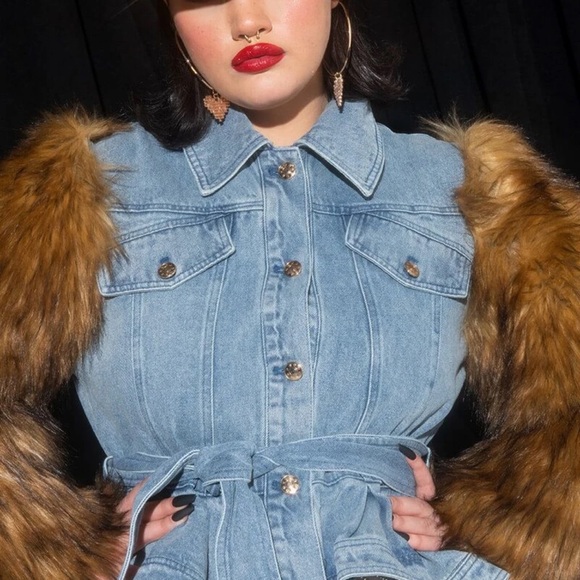 PLUS AZALEA WANG PORTUGAL DENIM FAUX FUR ARM JACKET - Picture 5 of 8